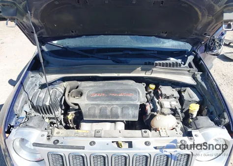 2017 Jeep Renegade Limited 4X4 from USA, damaged, VIN ZACCJBDB1HPE44480